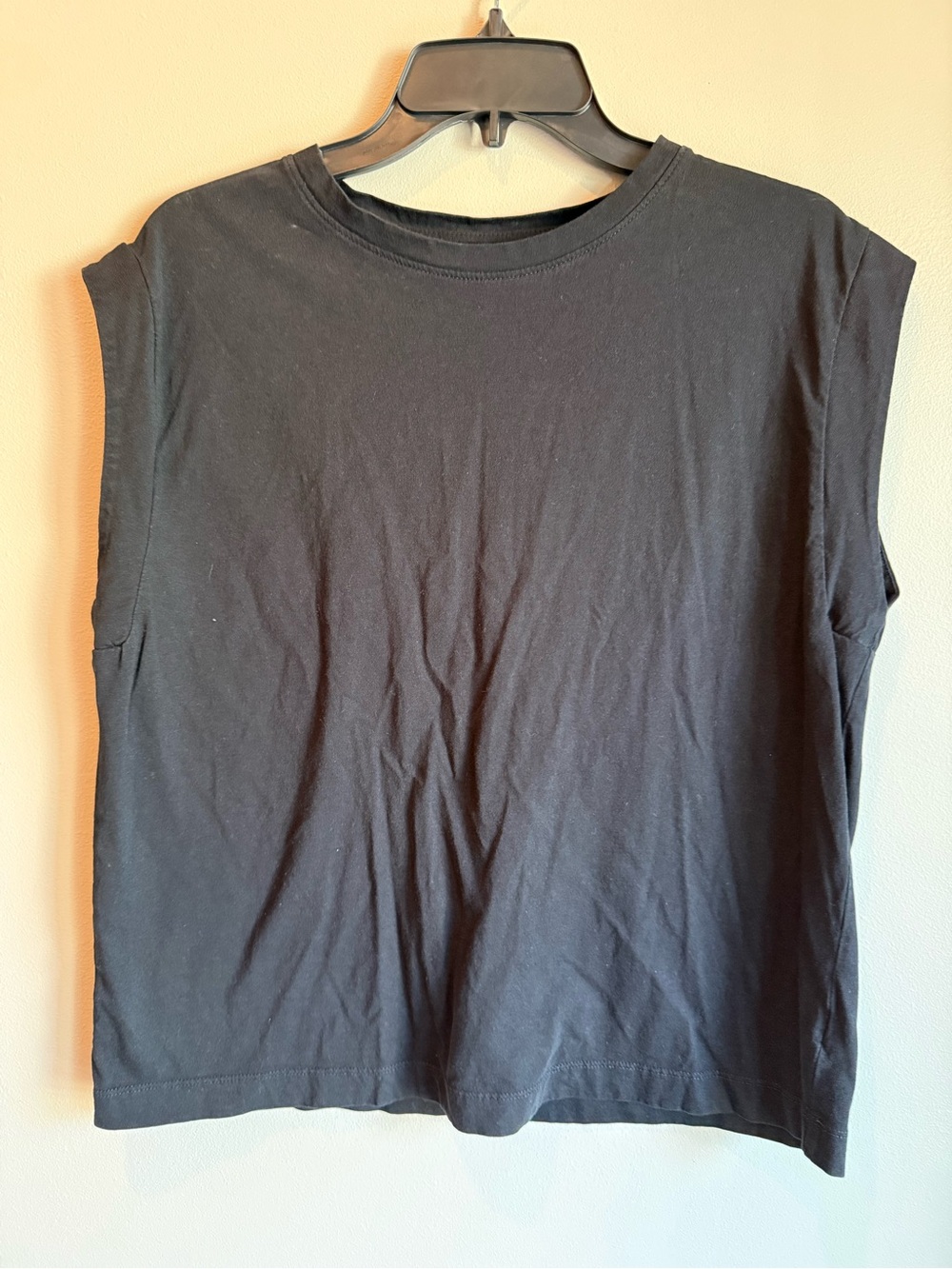 A New Day Classic Black Sleeveless Crewneck Top Large